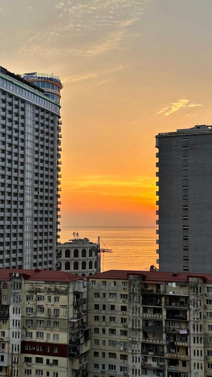 Ferienwohnung Pirosmani 18D, 14 Floor Batumi Exterior foto